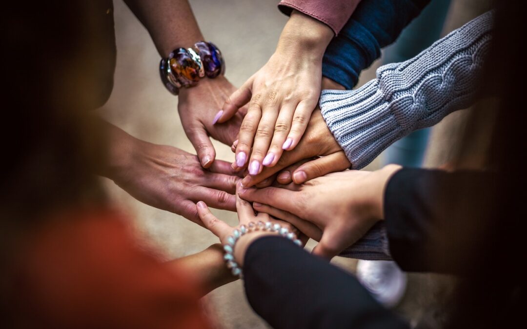 Perbedaan Gathering, Outing, Outbound, dan Team Building: Jangan Sampai Salah Memilih Kegiatan Perusahaan